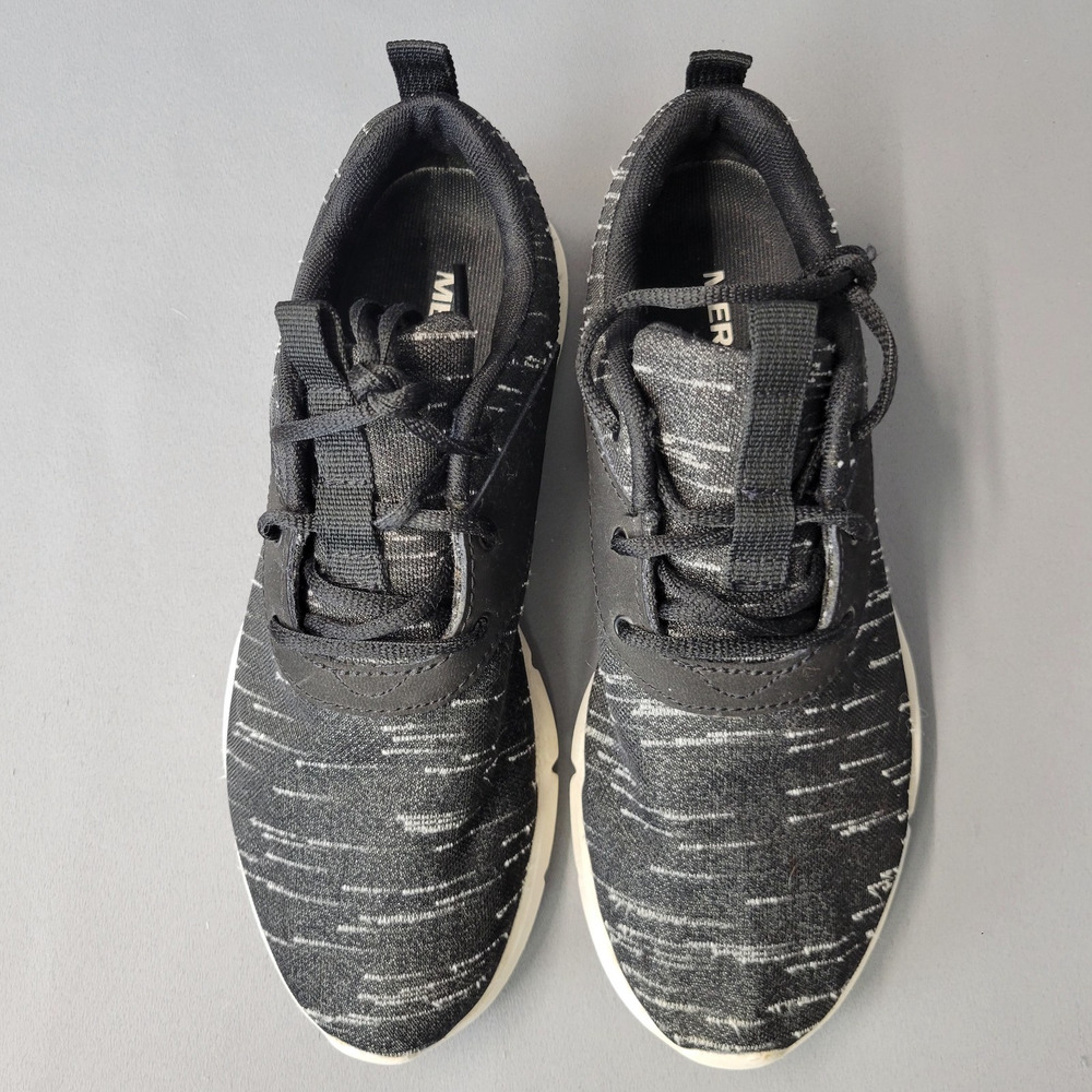 Merrell Athletic Sneakers Womens 7 Black Lace Flora Day #J97728 Active Running